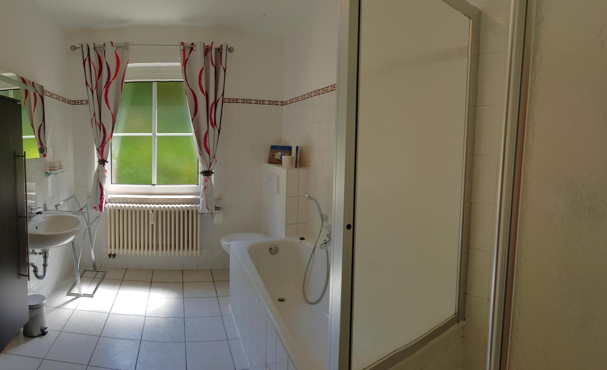 Ferienwohnungen Villa Goldbrunnen Bad Elster Buitenkant foto